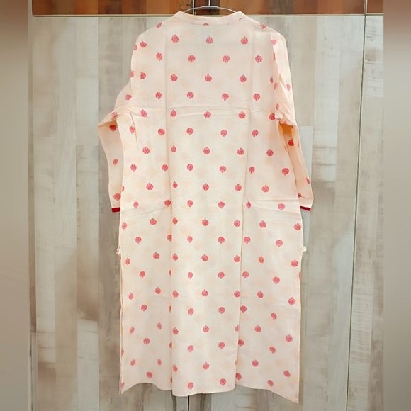 Shree branded kurti - Picture 2 of 7